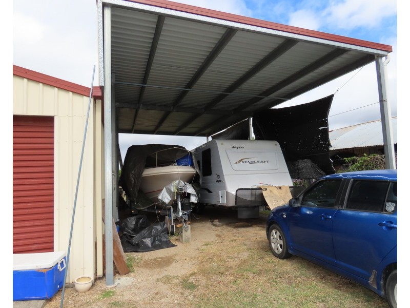 37 Betzels Lane, Bowen QLD 4805