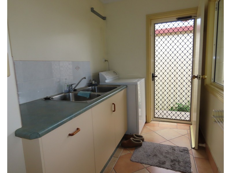 37 Betzels Lane, Bowen QLD 4805