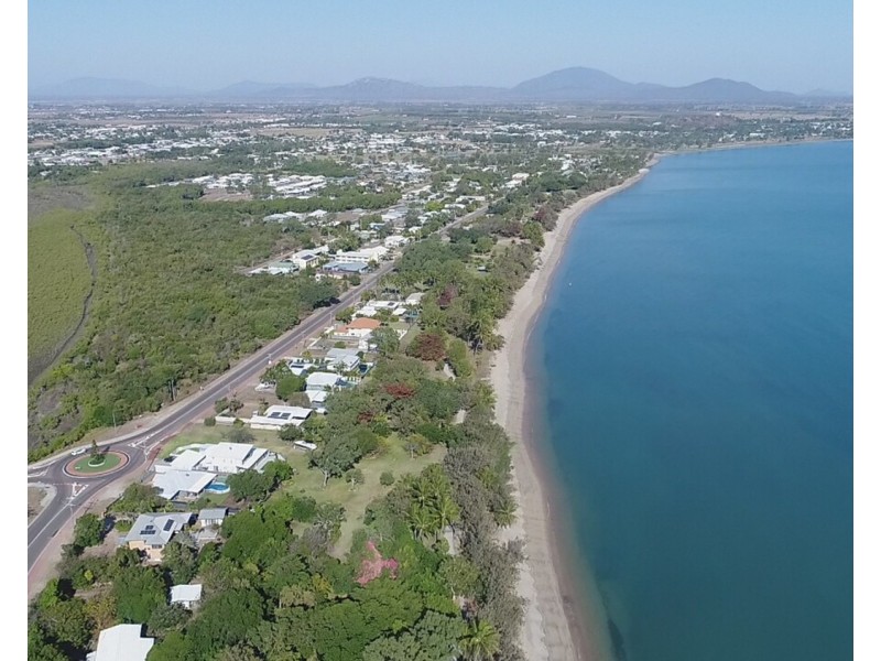 2/23 Tea Tree Close, Bowen QLD 4805