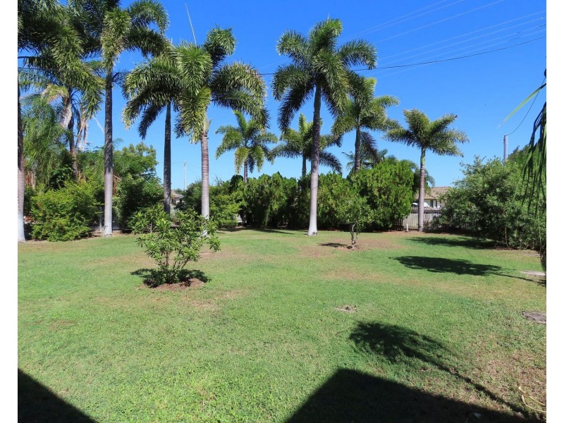 112 Soldiers Road, Bowen QLD 4805