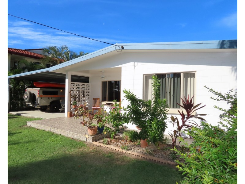 112 Soldiers Road, Bowen QLD 4805