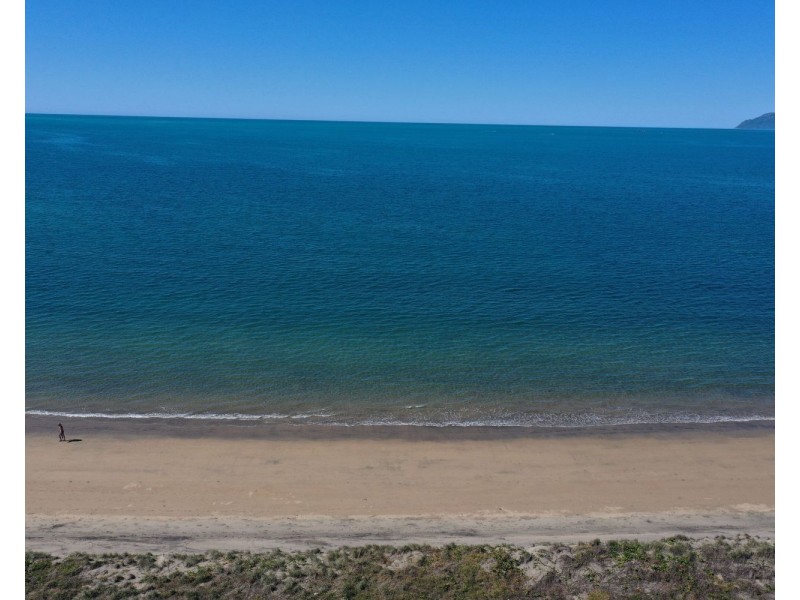 69 Queens Beach Esplanade, Bowen QLD 4805