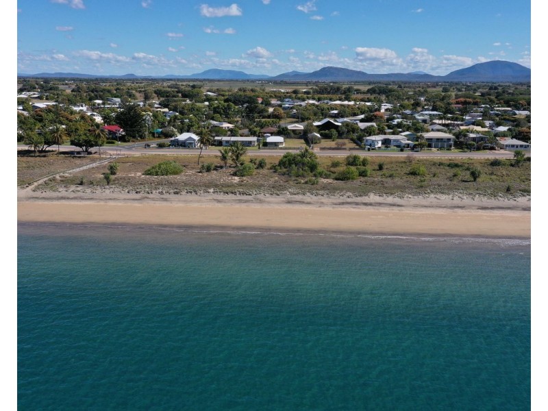 69 Queens Beach Esplanade, Bowen QLD 4805