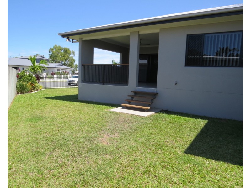 15 Ada Place, Bowen QLD 4805