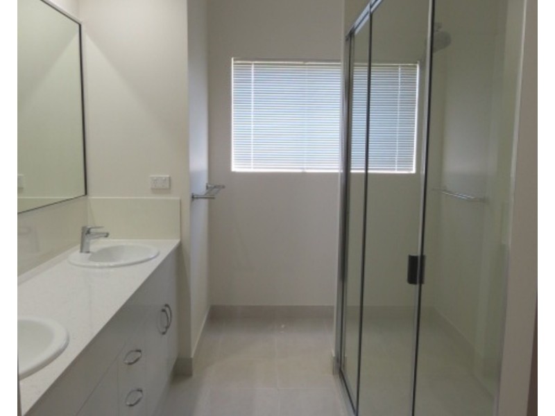 15 Ada Place, Bowen QLD 4805