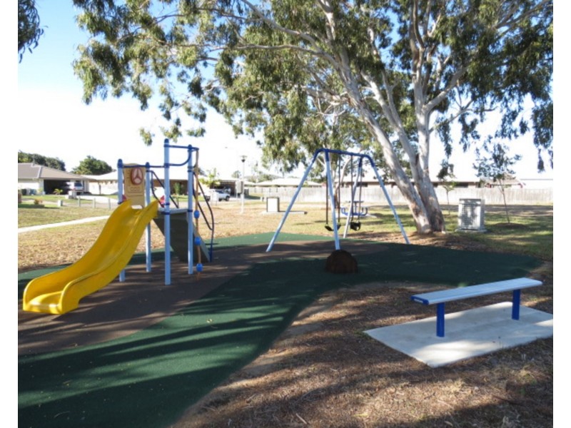 15 Ada Place, Bowen QLD 4805