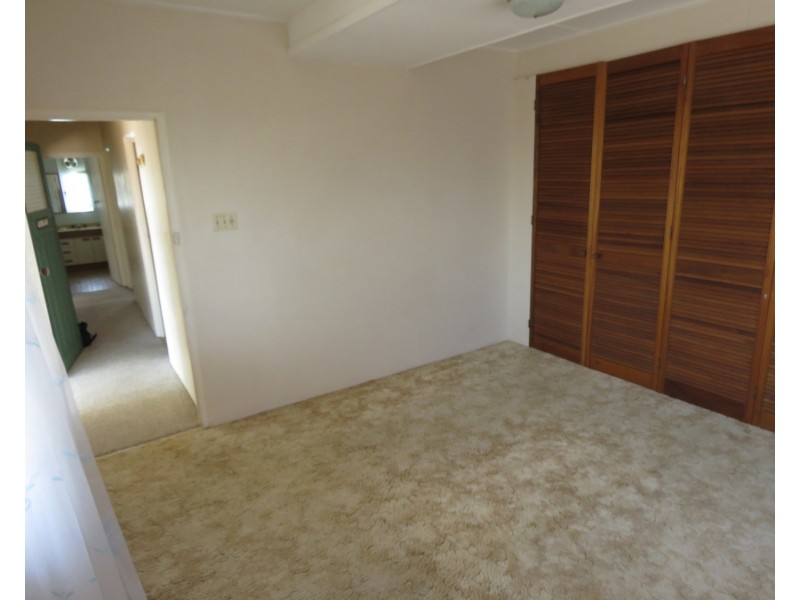 12 Leichhardt Street, Bowen QLD 4805