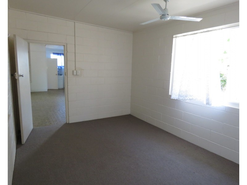 12 Leichhardt Street, Bowen QLD 4805