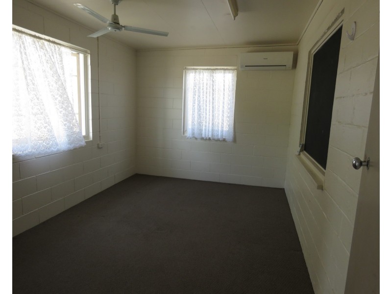 12 Leichhardt Street, Bowen QLD 4805