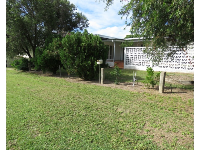 12 Leichhardt Street, Bowen QLD 4805