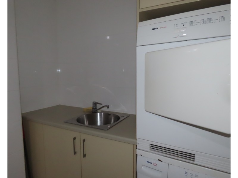 9/2b Horseshoe Bay Road, Bowen QLD 4805