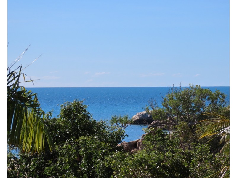 9/2b Horseshoe Bay Road, Bowen QLD 4805