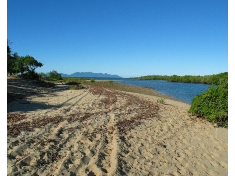 Lot 25 Adelaide Terrace, Bowen QLD 4805