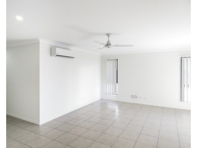 4 Baker Street, Bowen QLD 4805