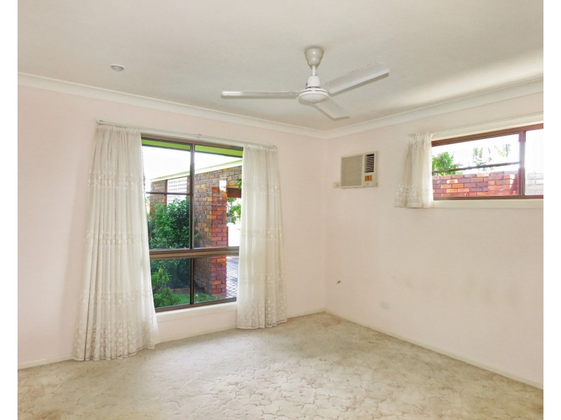 176 Strickland Street, Bowen QLD 4805