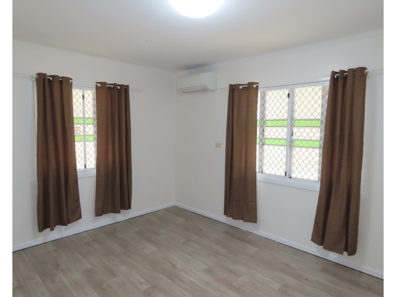 52 Gregory Street, Bowen QLD 4805