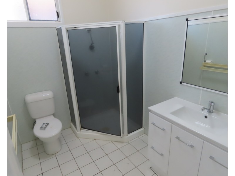 52 Gregory Street, Bowen QLD 4805