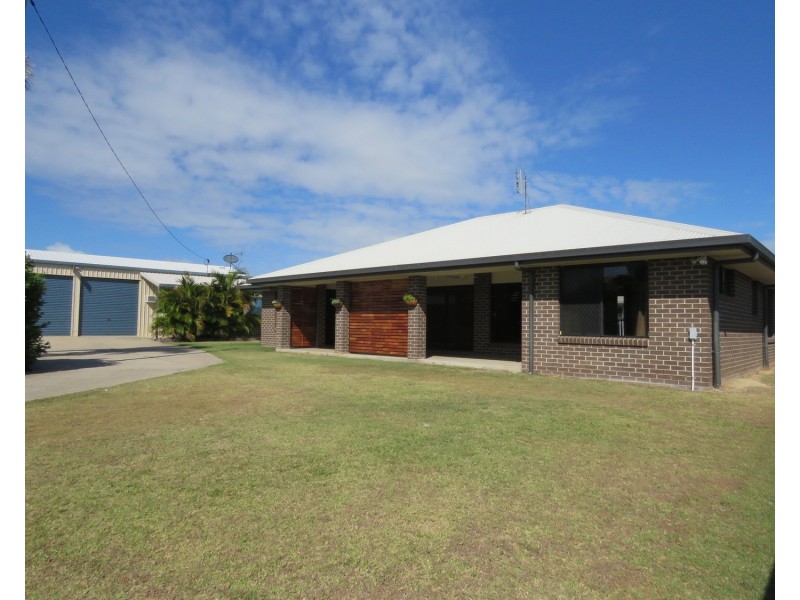 8 Schilling Court, Bowen QLD 4805