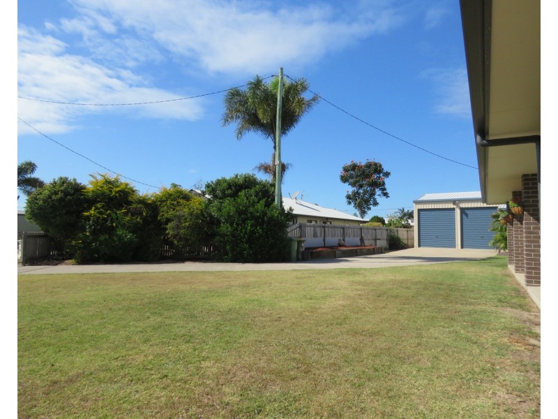 8 Schilling Court, Bowen QLD 4805