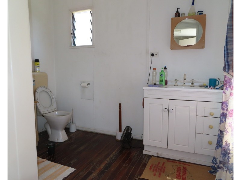 66 Powell Street, Bowen QLD 4805