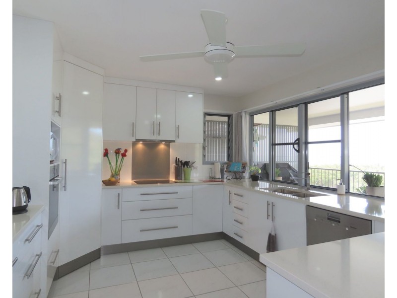 12 Grandview Terrace, Bowen QLD 4805