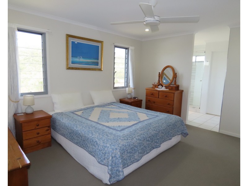 12 Grandview Terrace, Bowen QLD 4805