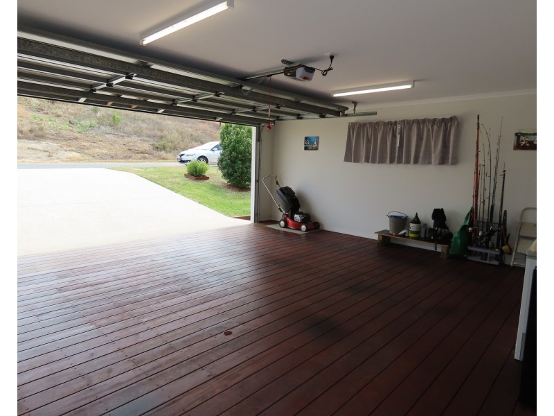 12 Grandview Terrace, Bowen QLD 4805