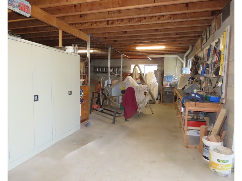 12 Grandview Terrace, Bowen QLD 4805