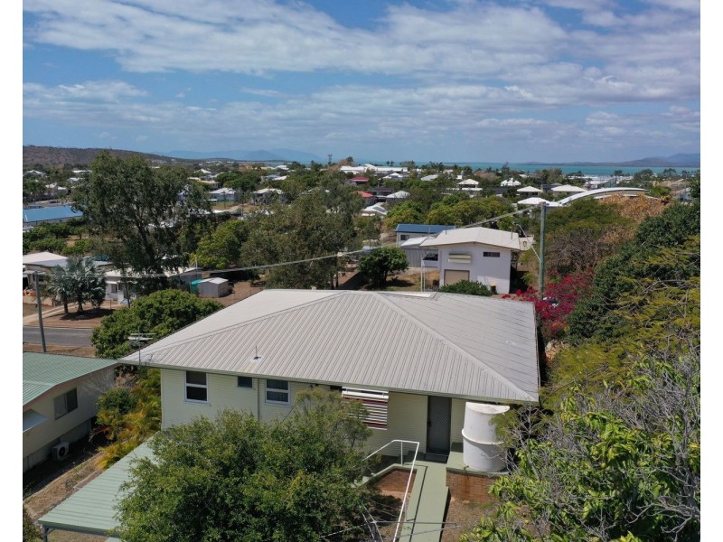 16 Lascelles Lane, Bowen QLD 4805