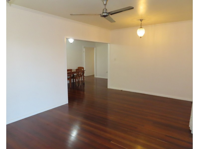 16 Lascelles Lane, Bowen QLD 4805