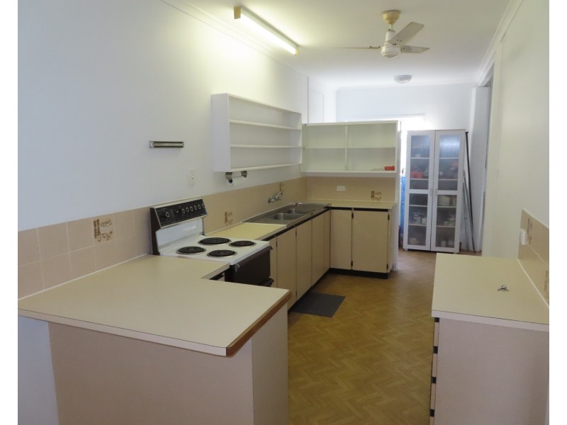 16 Lascelles Lane, Bowen QLD 4805