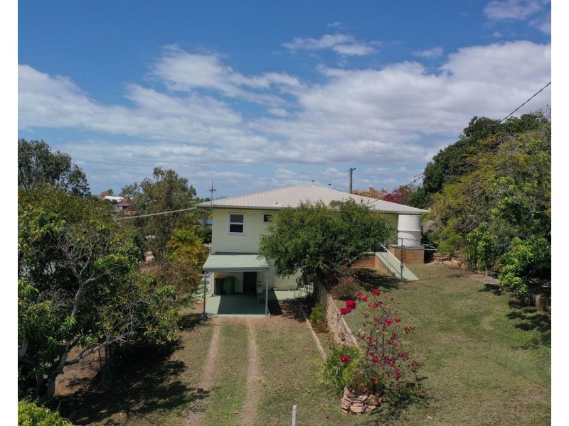 16 Lascelles Lane, Bowen QLD 4805