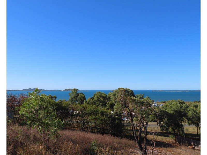 28 Grandview Terrace, Bowen QLD 4805