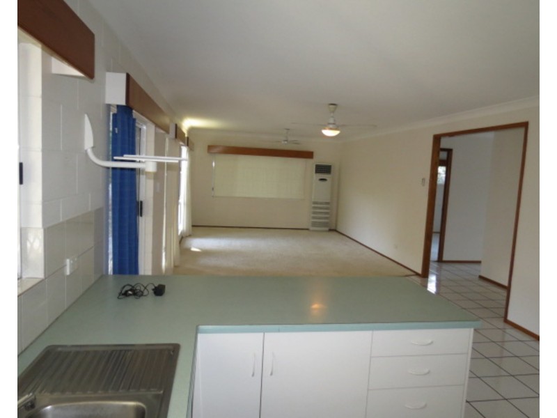 52 Rose Bay Road, Bowen QLD 4805