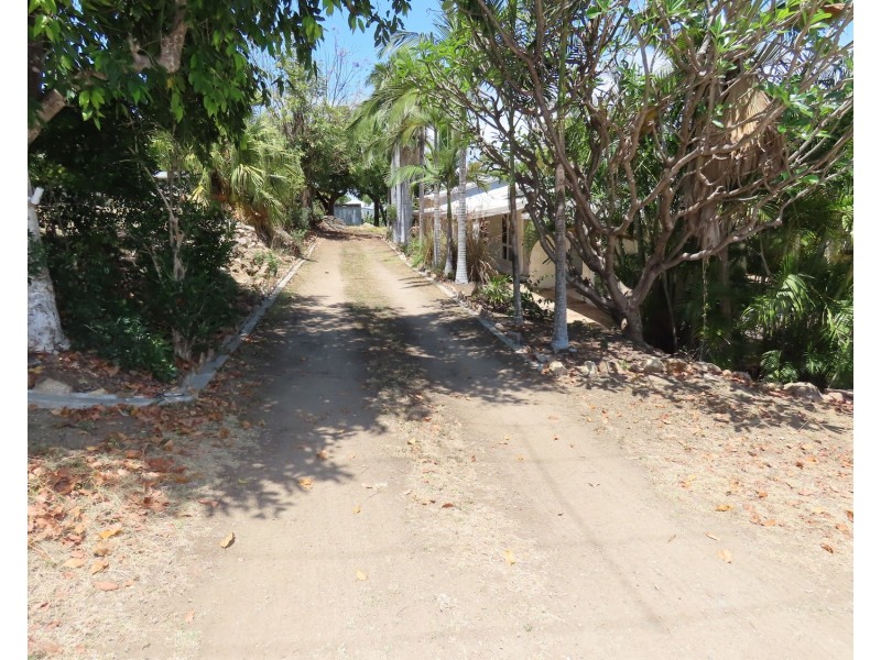 81 Poole Street, Bowen QLD 4805