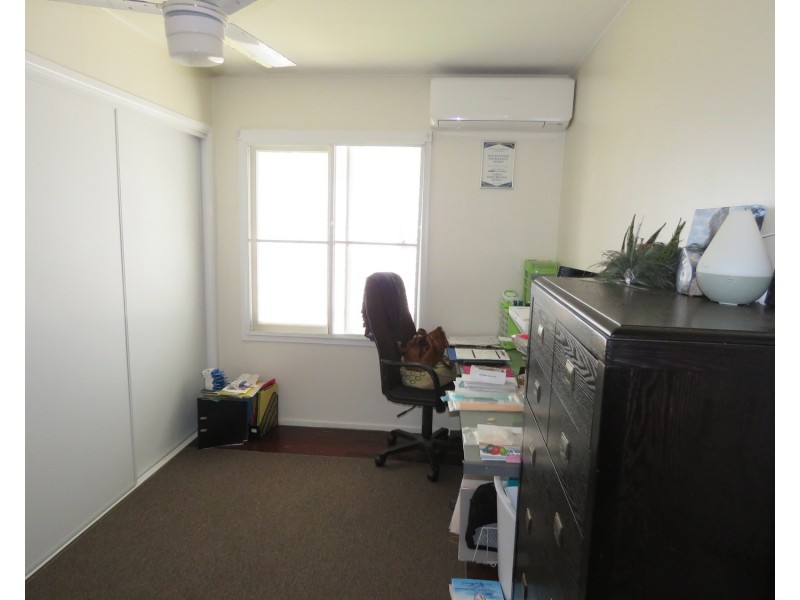 49 Reynolds Street, Bowen QLD 4805