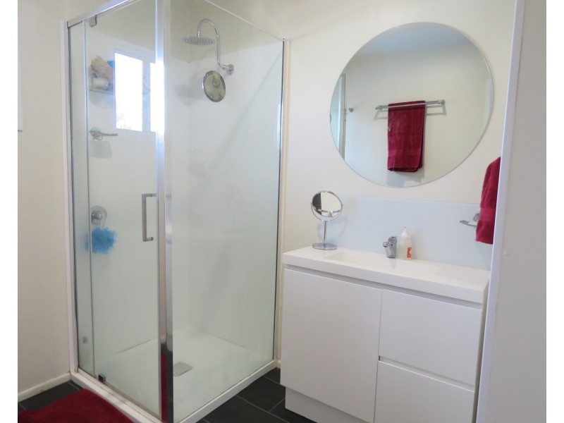 49 Reynolds Street, Bowen QLD 4805