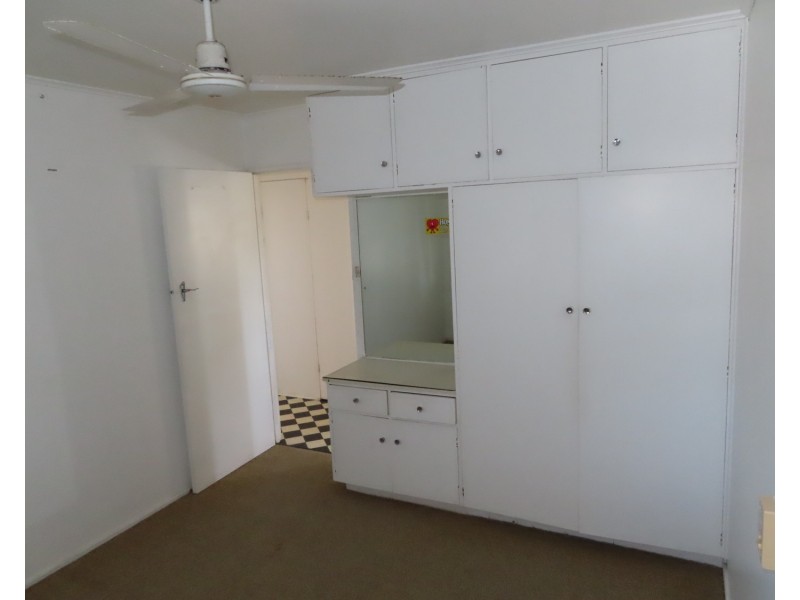 11 Scott Street, Bowen QLD 4805