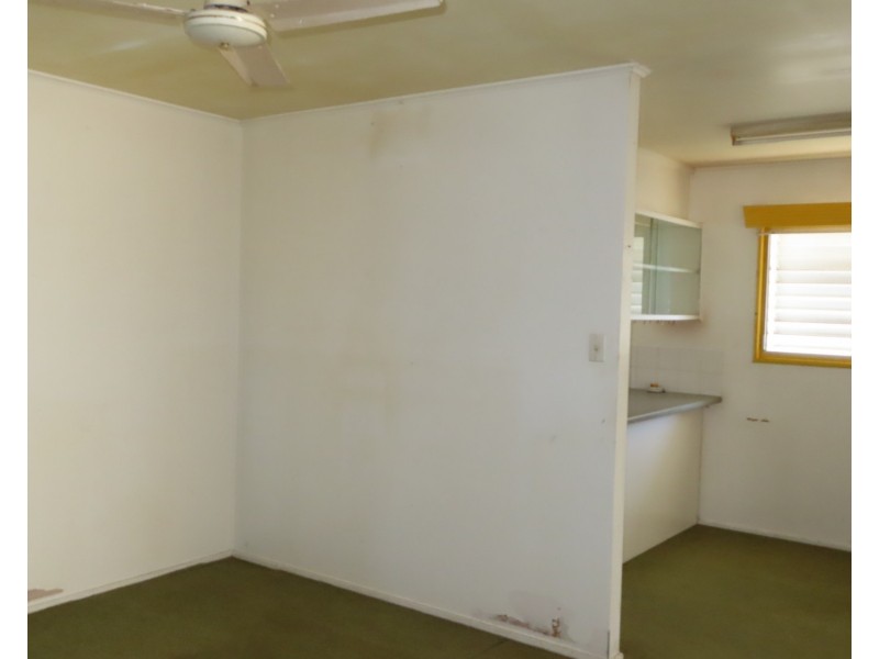 11 Scott Street, Bowen QLD 4805