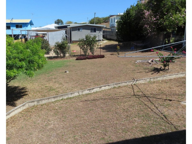 11 Scott Street, Bowen QLD 4805