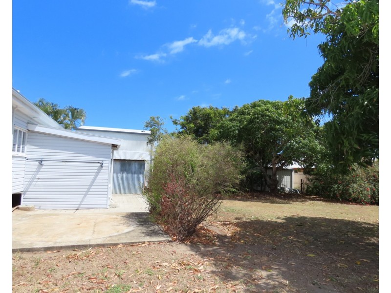 12 Korah Street, Bowen QLD 4805