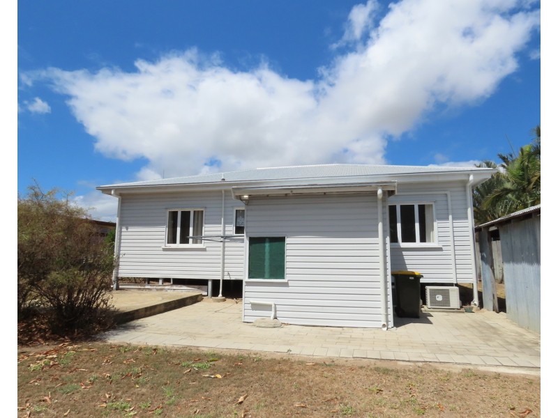 12 Korah Street, Bowen QLD 4805
