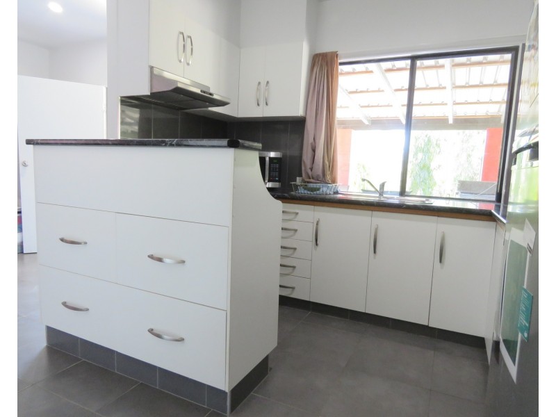 14 Scott Avenue, Bowen QLD 4805