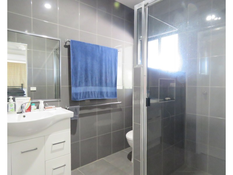 14 Scott Avenue, Bowen QLD 4805