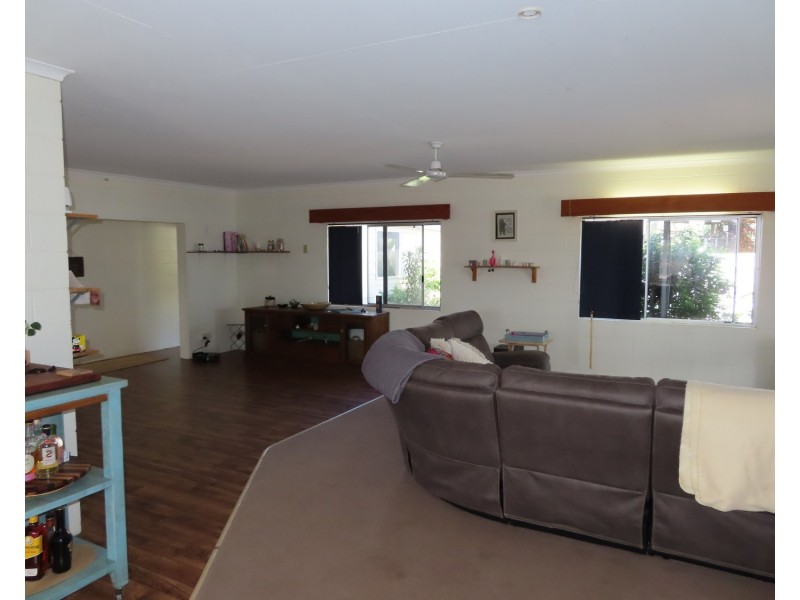 50 Jackson Street, Bowen QLD 4805