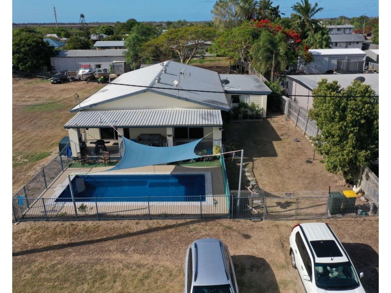 50 Jackson Street, Bowen QLD 4805