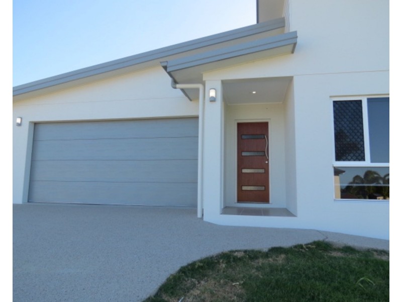 9 Marine Parade, Bowen QLD 4805