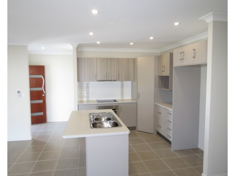 9 Marine Parade, Bowen QLD 4805