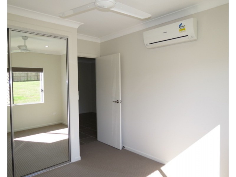 9 Marine Parade, Bowen QLD 4805