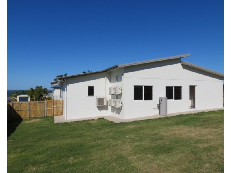 9 Marine Parade, Bowen QLD 4805